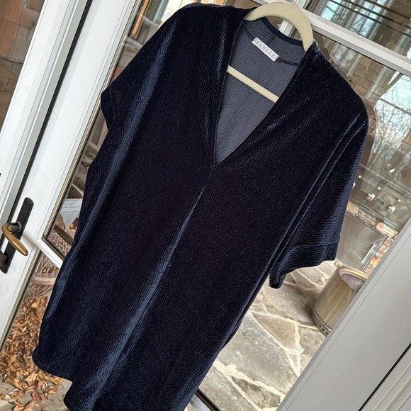 Karlie, Navy Dress, Size Small - Picture 4 of 5